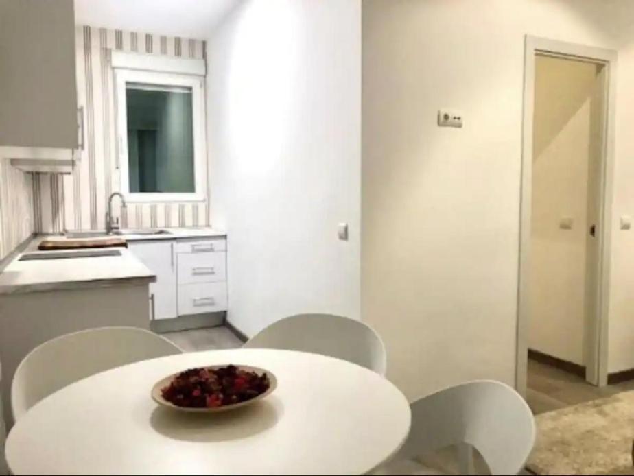 Madrid A Metros Del Retiro Apartman Kültér fotó